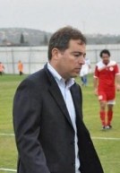 אלקבץ והוכנבוים בזכוכית מגדלת