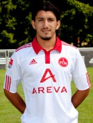 אלמוג כהן קרוב לרכוש את קריית מלאכי