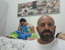 אבי פרץ: 