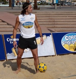 מבטיח להתרכז 100 אחוז בכדורגל. עמרי כהן בפוצ'יוולי.