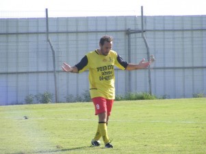 רוצה להשתחרר. שי דהן (אורי דוד)