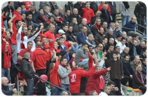 בדרך ללאומית. אוהדי הפועל ירושלים (רועי אלחנני)