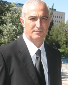 רוצה לקרב את האוהדים.היו