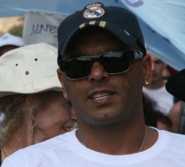 אפילו הוא לא מעל החוק. אייל גולן