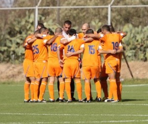 רוצים לחזור לליגה א'.שחקני נחלת 