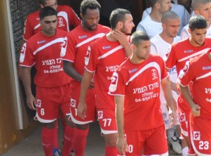 אחת הקבוצות הראשונות שנרשמו .אסי גלבוע