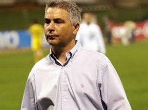 ניצחון ראשון אחרי שלוש וחצי שנים בדרבי. מאמן הפועל ר