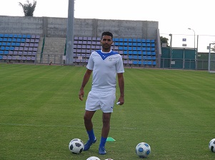 פתח ברגל ימין.חיים סילבס