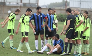 נפרדו בתיקו.