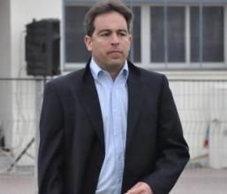 אני לא מתכוון להפר את ההסכם.הוכנבויים