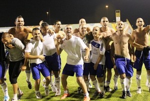 עשו היסטוריה. שחקני אזור חוגגים (לירן דורף)