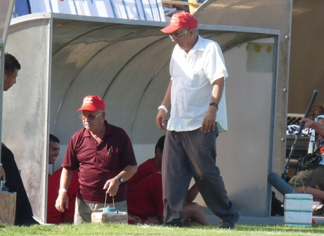 עדני. רותח מזעם