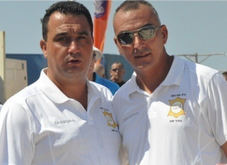 לבוא קטנים לצאת גדולים. אבן עזרא (מימין) וזוארץ (חאדר אניס)