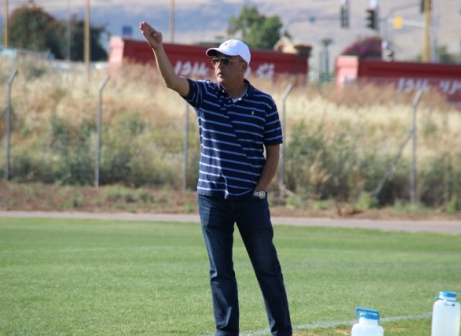 מרוצים ממנו. ממן (צילום: עודד חסין)