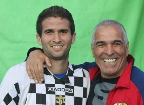 יתמסר למשפחה. אלמשלי ואביו