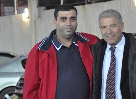 איהאב מחמיד (משמאל) 