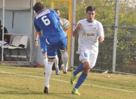 יכול לשחק גם בחלוץ. ח'יראלדין (צילום: חאדר אניס)