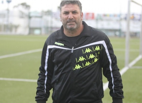 יוותר על העמותה. עטיה (שלומי גבאי)