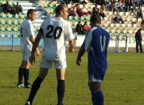 סיבה מקצועית או לוגיסטית? פלאש 