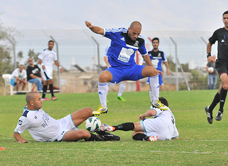 שריקי מותקף ע
