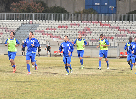 שחקני עפולה (צילום: ארנון לוי)