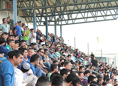 הקהל הבית שאני היום מאבד סבלנות (צילום: חיים ג'ורנו)