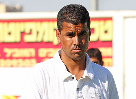 ניצחון שלו בדרבי, מאמן לוד סלימן אזברגה (באדיבות: וואלה)