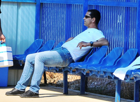 מאמנה של כפר קנא, איתן טייב (צילום: ארנון לוי)