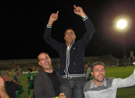 יצליח להישאר בליגה. עבאס חוגג הישארות בעונה שעברה