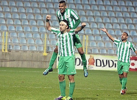 מיכאל קירטבה יחד עם אוריאן יעקב (צילום: לירן דורף)