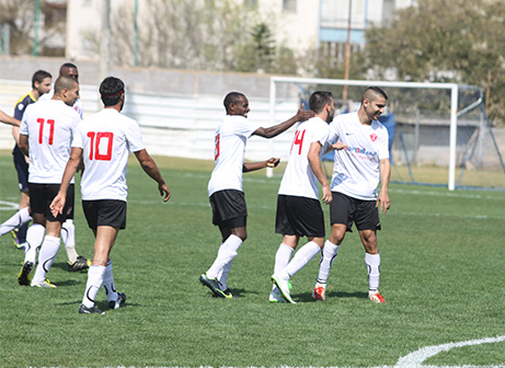 שחקני חדרה חוגגים (שלומי גבאי)