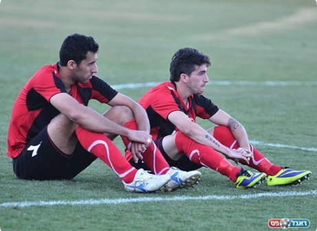 שחקנ כפר קנא במפגש מול מג׳דל כרום (ארנון לוי)