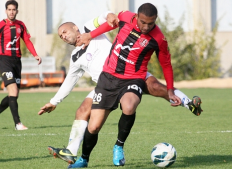 סומן כהבטחה. מנצורי במדי קטמון (לירן דורף)