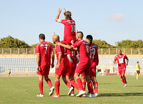 קובי חסן על הכתפיים (קובי רוזן)