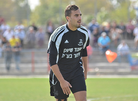 שותף כדין, יכול להישאר רגוע. רם סופר (קובי פורטל)