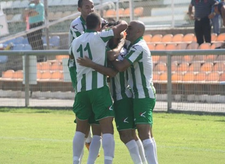 חוגגים כל הדרך לשלב הבא. שחקני מכבי דליה (מיכה פישנזון)