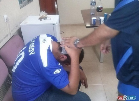 איזה עונש יקבלו הקבוצות? אוהד שעריים שנפגע בשישי (ליאור לפוק)