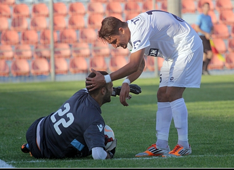 נפרדו בידידות, רביבו ובויטר אמש בשכונת התקווה (לירן דורף)