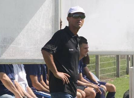 מאמן נהריה, מיכה מלכה (מיכה פישנזון)