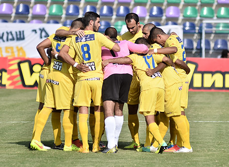 שחקני הרצליה עם ניצחון נוסף (ארנון לוי)