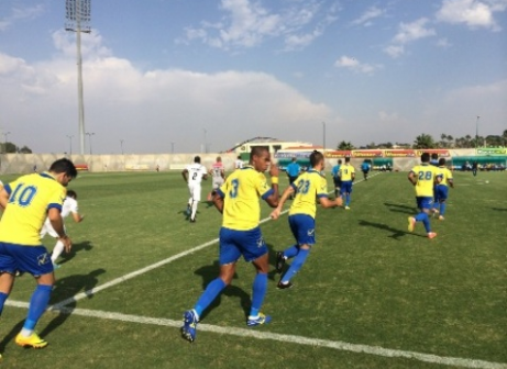 איבוד נקודות בבית. ניבאלדו (3) ורביבו (משמאל) (אלירן ברנשטיין)