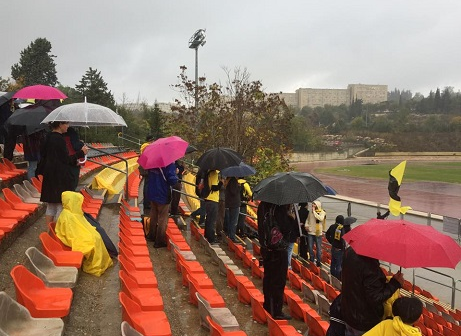 כ-200 הגיעו למרות הגשם השוטף. אוהדי 'נורדיה' בגבעת רם (יובל אייל)