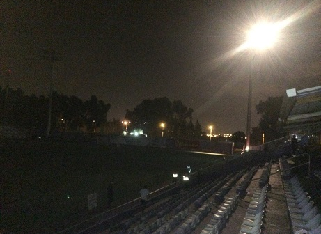 החשמל נפל, משחק חוזר יתקיים. אצטדיון 'וינטר' בעלטה (קובי פורטל)