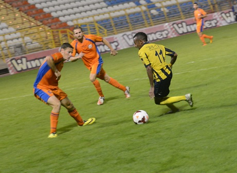 ככה זה התחיל. איילה מימין (עמוד הפייסבוק הרשמי של מכבי קרית גת)