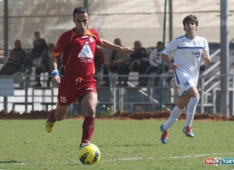 התנהגות בלתי הולמת. טיטי (לירן דורף)