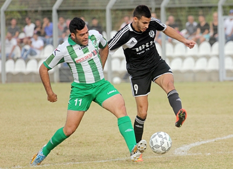 סיטלקול ונקדאי נאבקים אתמול בסירקין (לירן דורף)