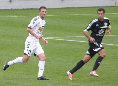 צרפתי (בשחור) ומלכה. הפעם אחד נגד השני (אמיר שיבי)