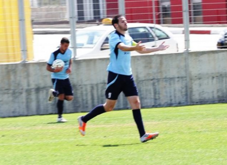 בחוץ לארבעה משחקים. ערן זגר