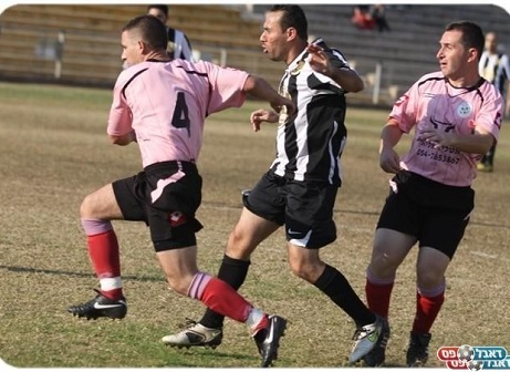 יגיע לפני משחק העונה מול בקה? שי דהן במרכז (שלומי גבאי)