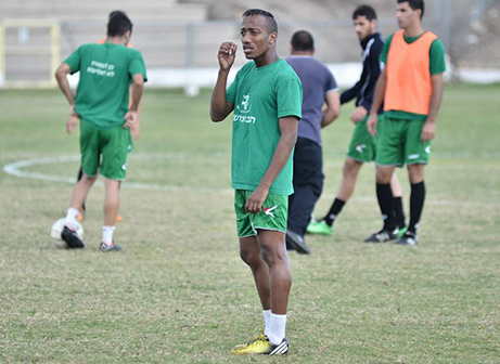 חזר לגבעת אולגה, זלקה (ארנון לוי)